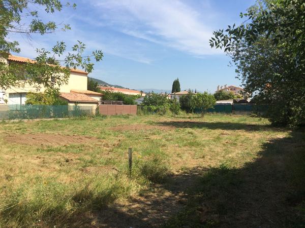 Terrain Mandelieu La Napoule 1424 m2