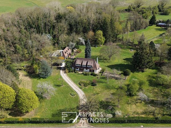 Élégante maison béarnaise et sa dépendance au coeur d’un parc paysager