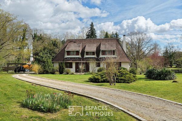 Élégante maison béarnaise et sa dépendance au coeur d’un parc paysager