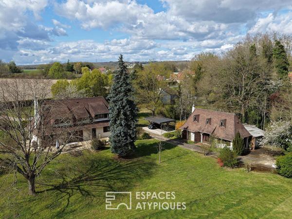 Élégante maison béarnaise et sa dépendance au coeur d’un parc paysager