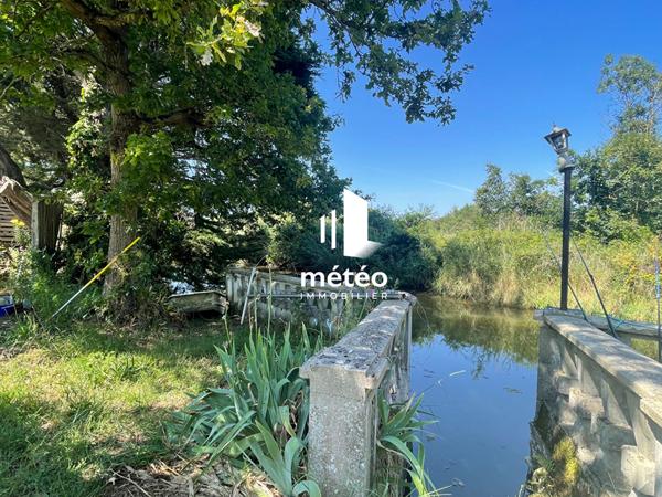 Exclusivité Météo Immobilier – maison de plain-pied sur terrain exceptionnel de +9000m² avec dépendances