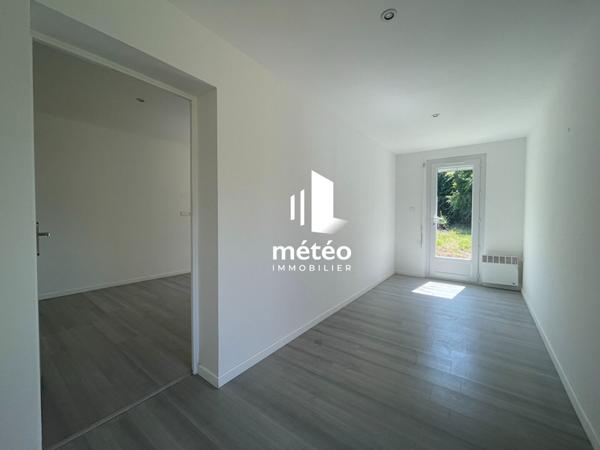 Exclusivité Météo Immobilier – maison de plain-pied sur terrain exceptionnel de +9000m² avec dépendances