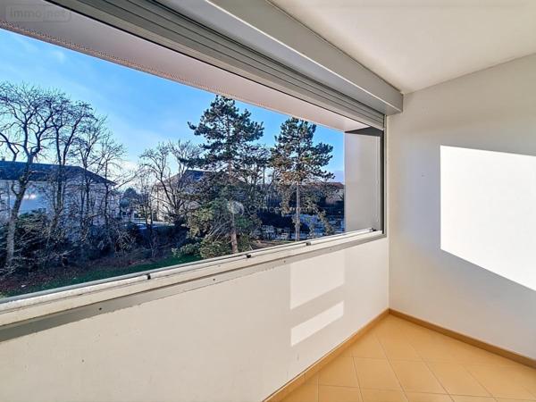 Appartement à vendre à Ferney-Voltaire dans l'Ain (01210), ref : 01047-759