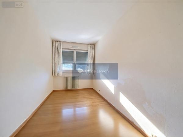 Appartement à vendre à Ferney-Voltaire dans l'Ain (01210), ref : 01047-759