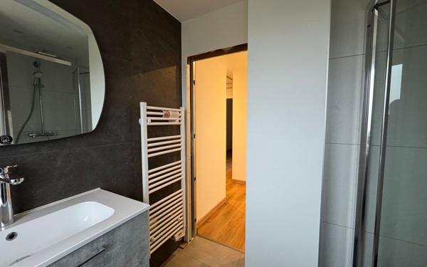 Appartement à vendre    4 pièces • 59,70 m2 Weyersheim