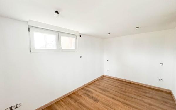 Appartement à vendre    4 pièces • 59,70 m2 Weyersheim