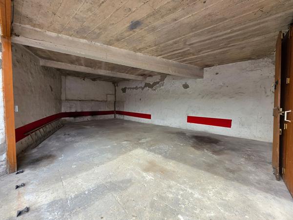 Garage de 40 m2 secteur Boulevard Lafayette
