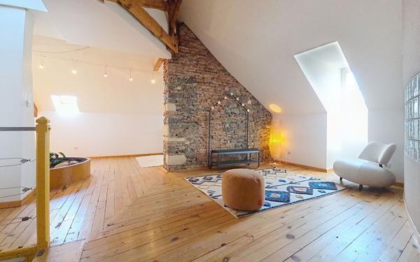 Appartement à vendre    3 pièces • 100 m2 Pau