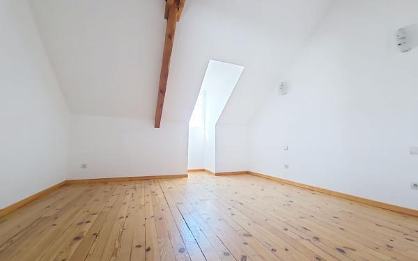 Appartement à vendre    3 pièces • 100 m2 Pau