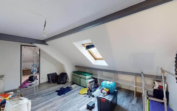 Immeuble à vendre    11 pièces • 350 m2 Étueffont