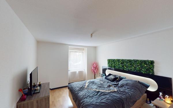 Immeuble à vendre    11 pièces • 350 m2 Étueffont