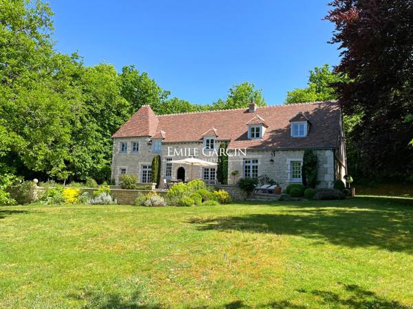Essonne - A vendre proche de Lardy propriété de charme et parc de 3 ha