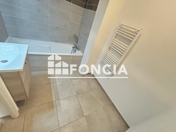 Location Appartement 3 pièces 62.33 m² - 613 BOULEVARD DE VERDUN Sete 34200