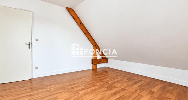 À vendre Maison 6 pièces 129 m² - Chézy-sur-marne 02570