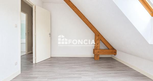 À vendre Maison 6 pièces 129 m² - Chézy-sur-marne 02570