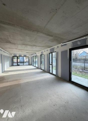 PONT-L'EVEQUE - LOCAL COMMERCIAL NEUF – REZ-DE-CHAUSSÉE – ACCESSIBILITÉ A13 / A132