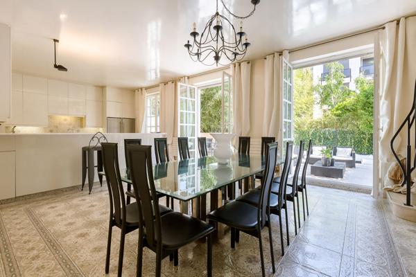 A vendre - Neuilly-sur-Seine 92200- hôtel particulier- jardin- Roof-Top- 644m²