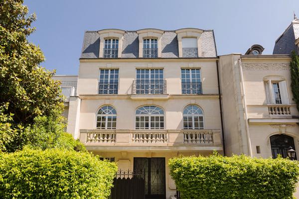 A vendre - Neuilly-sur-Seine 92200- hôtel particulier- jardin- Roof-Top- 644m²
