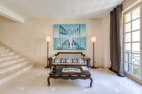 A vendre - Neuilly-sur-Seine 92200- hôtel particulier- jardin- Roof-Top- 644m²