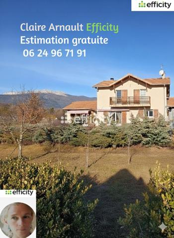 Maison
         9 pièces
        - 230 m² Exclusivité 680 000 € *