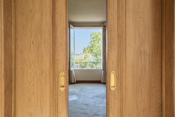 A vendre - Appartement familial - Neuilly sur Seine - Vue dégagée - 4 chambres - 240 m2
