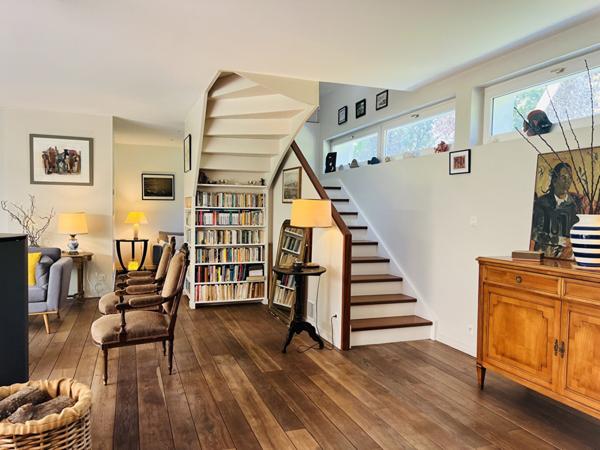 Maison 5 pièce(s) 3 chambre(s) 154 m²