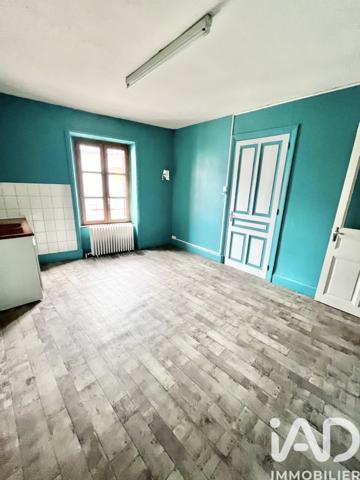 Immeuble à vendre 264 m² Noirétable