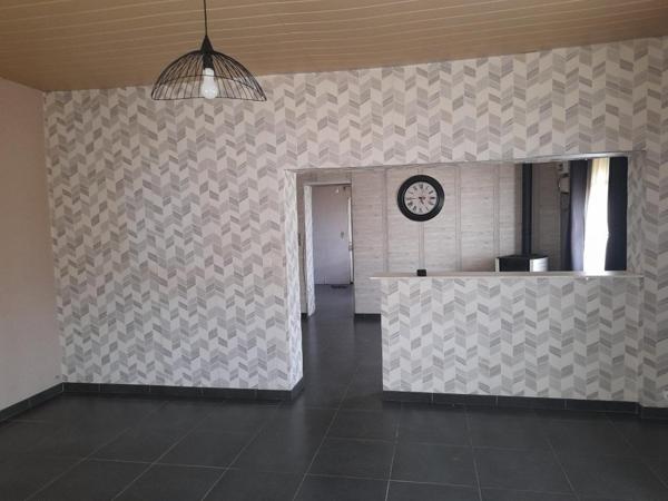 Maison de vilage sans vis à vis