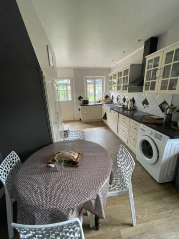 28210 Nogent le roi  130 m2 terrain 525 m2