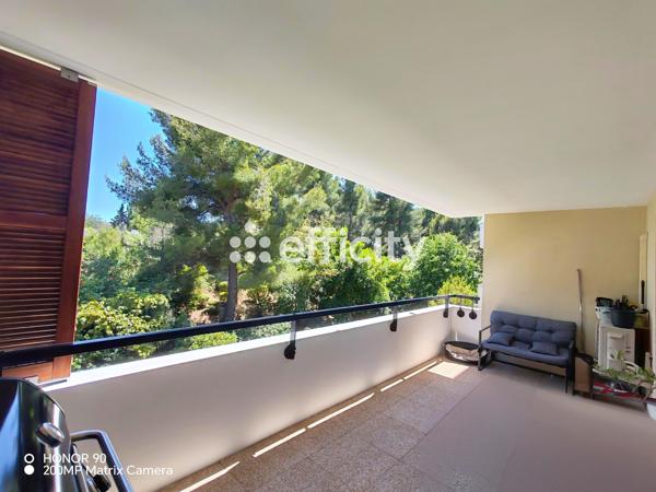 Appartement
         3 pièces
        - 64 m² 290 000 € *