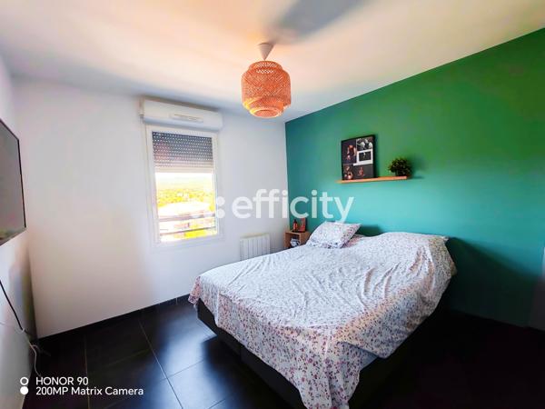 Appartement
         3 pièces
        - 64 m² 290 000 € *