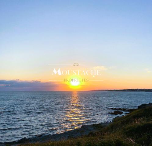 TERRAIN CONTRUCTIBLE BIEN EXPOSÉ- A 150M DE LA MER -