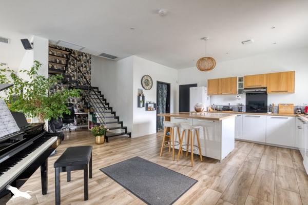 Maison à vendre 949 000 € Saint-Jean-de-Védas 6 p 250 m² DPE A