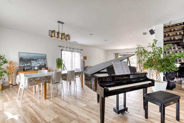 Maison à vendre 949 000 € Saint-Jean-de-Védas 6 p 250 m² DPE A