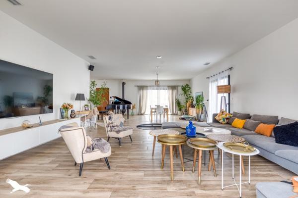 Maison à vendre 949 000 € Saint-Jean-de-Védas 6 p 250 m² DPE A
