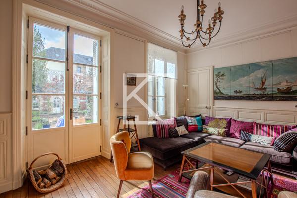 HÔTEL PARTICULIER RUE DES ARÈNES