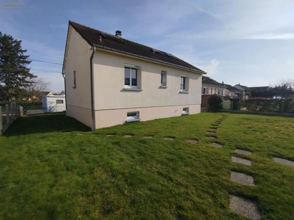 Maison individuelle à vendre à Spay dans la Sarthe (72700), ref : PB-1725