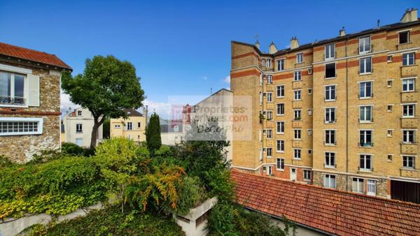 Versailles Ermitage 101 m2 lumineux et calme 4 pièces Place de la Loi