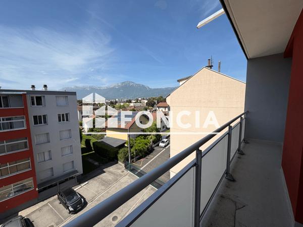 Location Appartement meublé 4 pièces 68.13 m² - LES JUMEAUX Saint Martin D Heres 38400