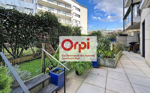 Appartement à vendre    3 pièces • 66,16 m2 Issy-les-Moulineaux