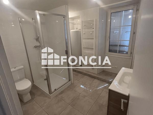 Location Appartement 4 pièces 121.91 m² - PLACE DU MOLLARD Thonon Les Bains 74200