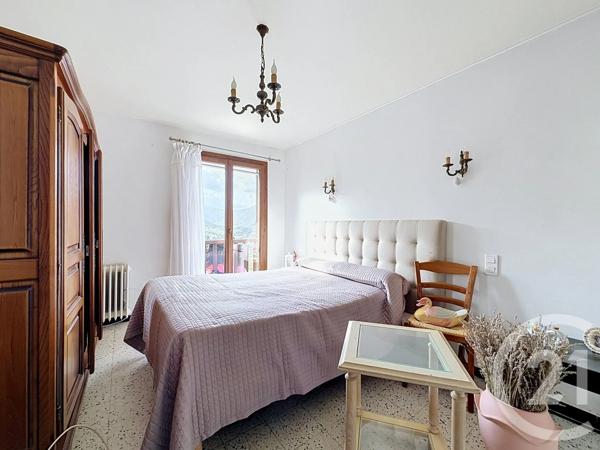 Maison à vendre  11 pièces - 436,90 m 2   ZICAVO  - 201