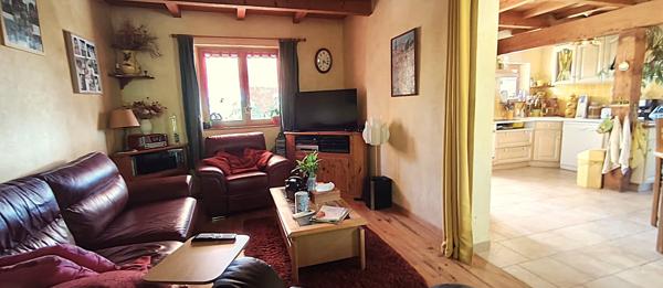 Charme et nature aux portes de l’Ardèche – Mas en pierre sur 2,7 hectares Barjac (30430)