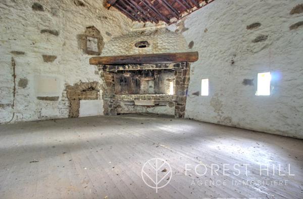 Corsavy (66150) Batisse à rénover