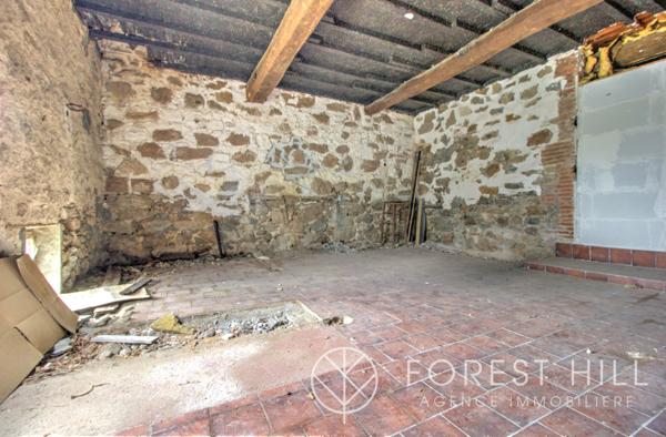 Corsavy (66150) Batisse à rénover