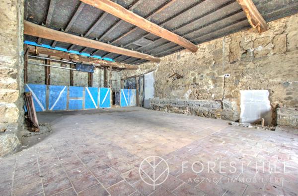 Corsavy (66150) Batisse à rénover