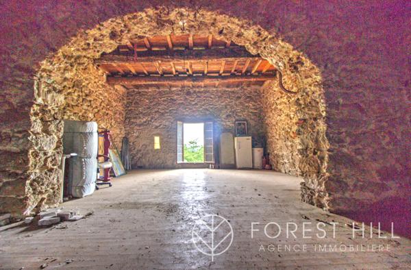 Corsavy (66150) Batisse à rénover