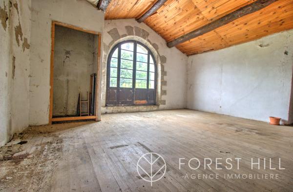 Corsavy (66150) Batisse à rénover