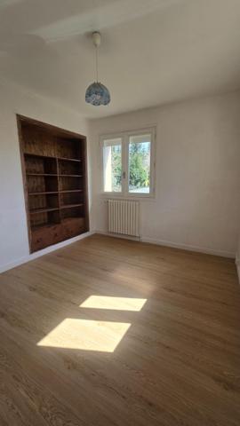 Maison à CLEGUEREC, 56480 - 8 pièces 145m²