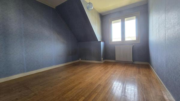 Maison à CLEGUEREC, 56480 - 8 pièces 145m²